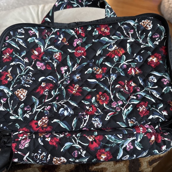 Vera Bradley Ultimate Travel Case In Perennials Noir Pattern NWT, MSRP $75 (3923 - Picture 1 of 10